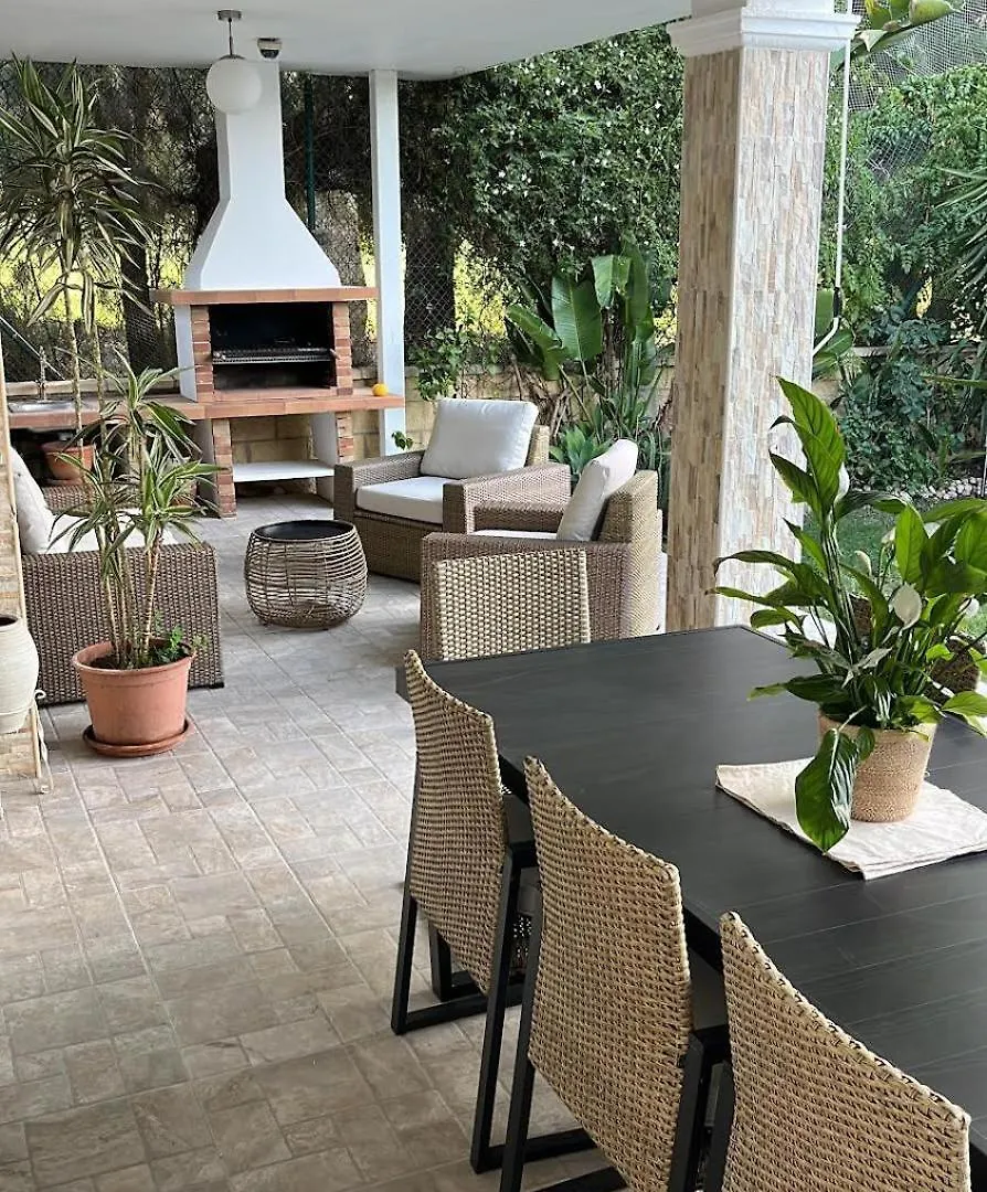 Family Home With Private Swimming Pool & Garden Marbella Tatil Evi