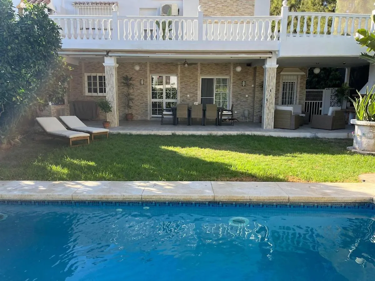Family Home With Private Swimming Pool & Garden Marbella